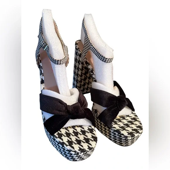 Betsey Johnson NWT Sz 11 Melanni Houndstooth Platform Heels with Black Bow SH297 - Picture 10 of 15